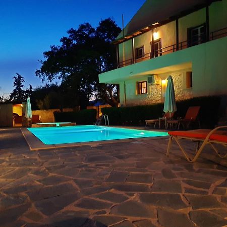 Villa Maragoudi Arménoi 外观 照片