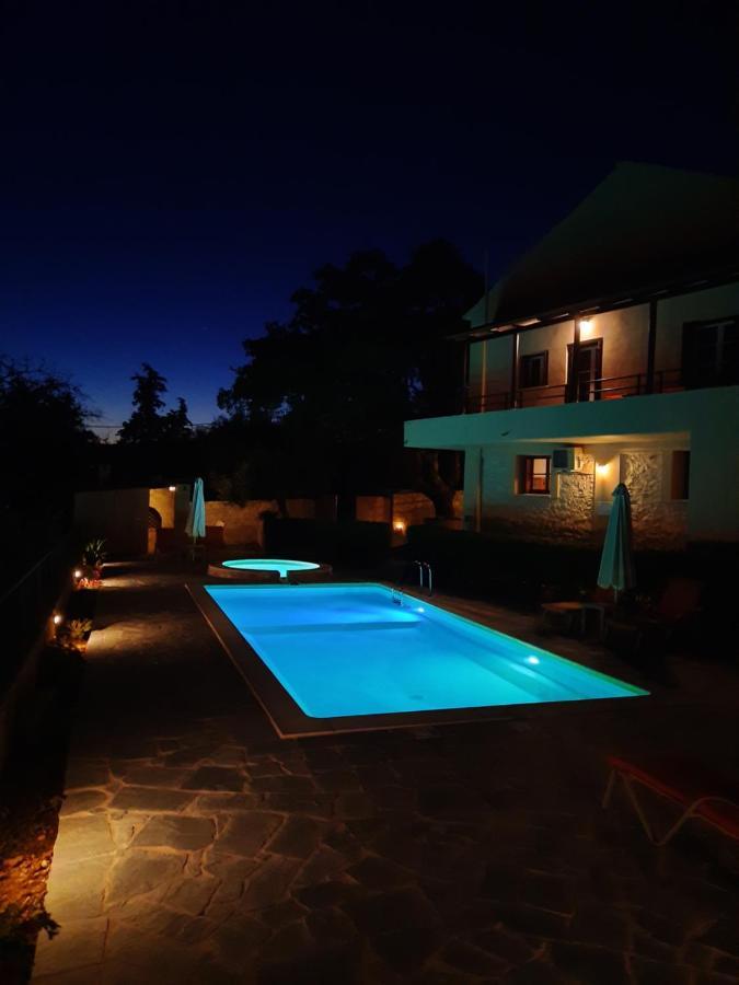 Villa Maragoudi Arménoi 外观 照片